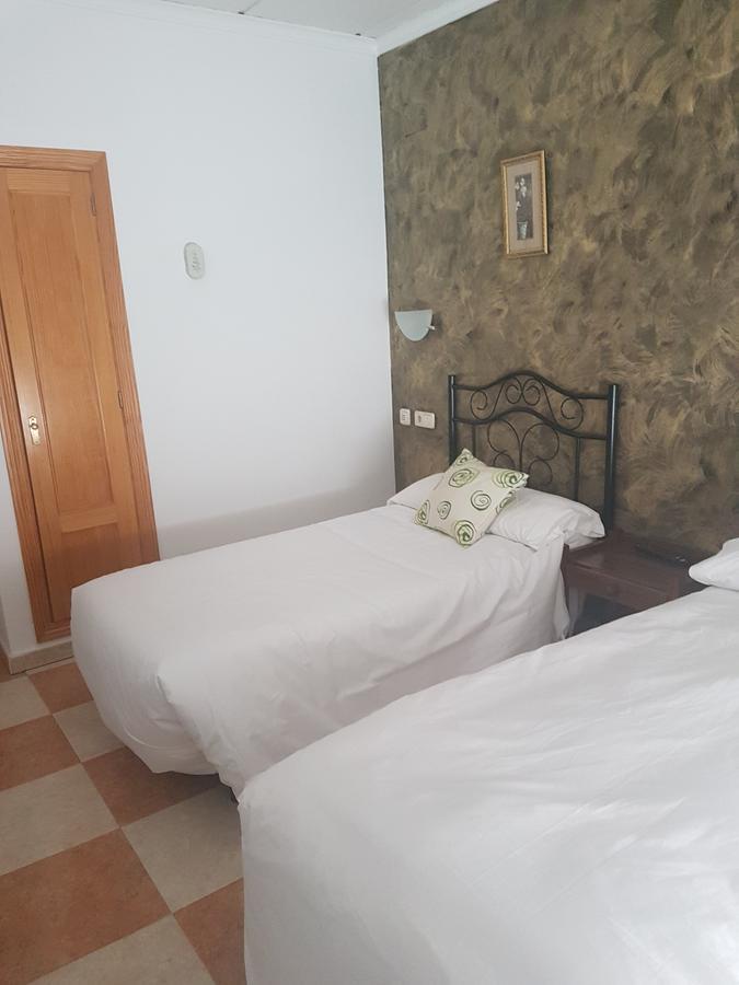 Hostal Cabanas Carboneras de Guadazaón Buitenkant foto